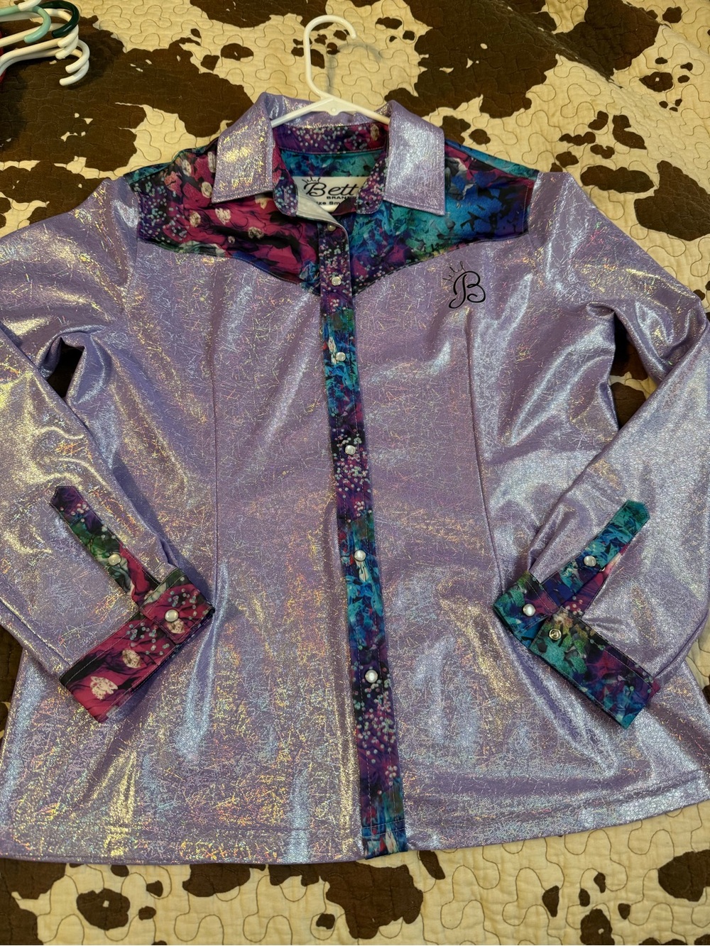 Iridescent Lavender Button-Down Shirt with Floral Trim Small Western